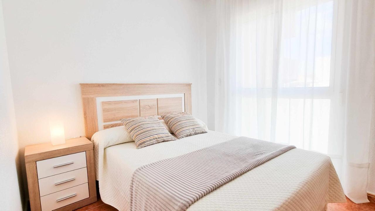 Rentafive - Apartamento Acuario - Piscina - Aa *