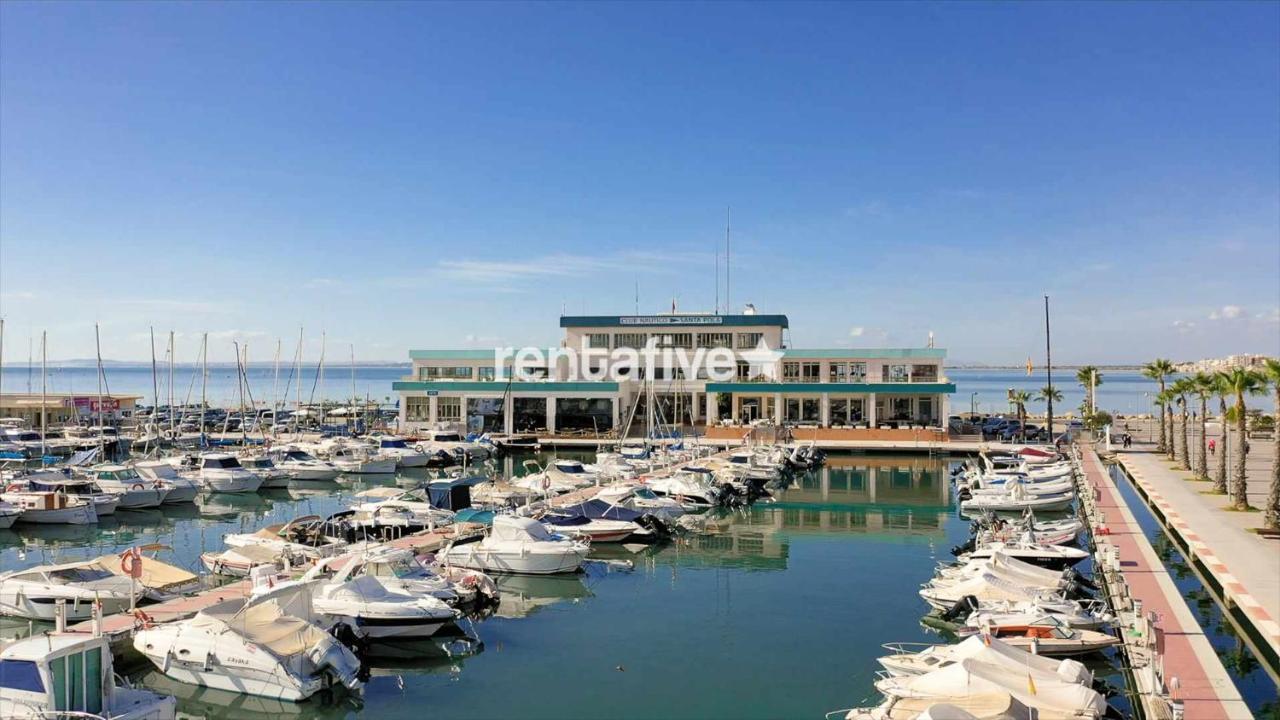 Apartment Rentafive - Apartamento Acuario - Piscina - Aa