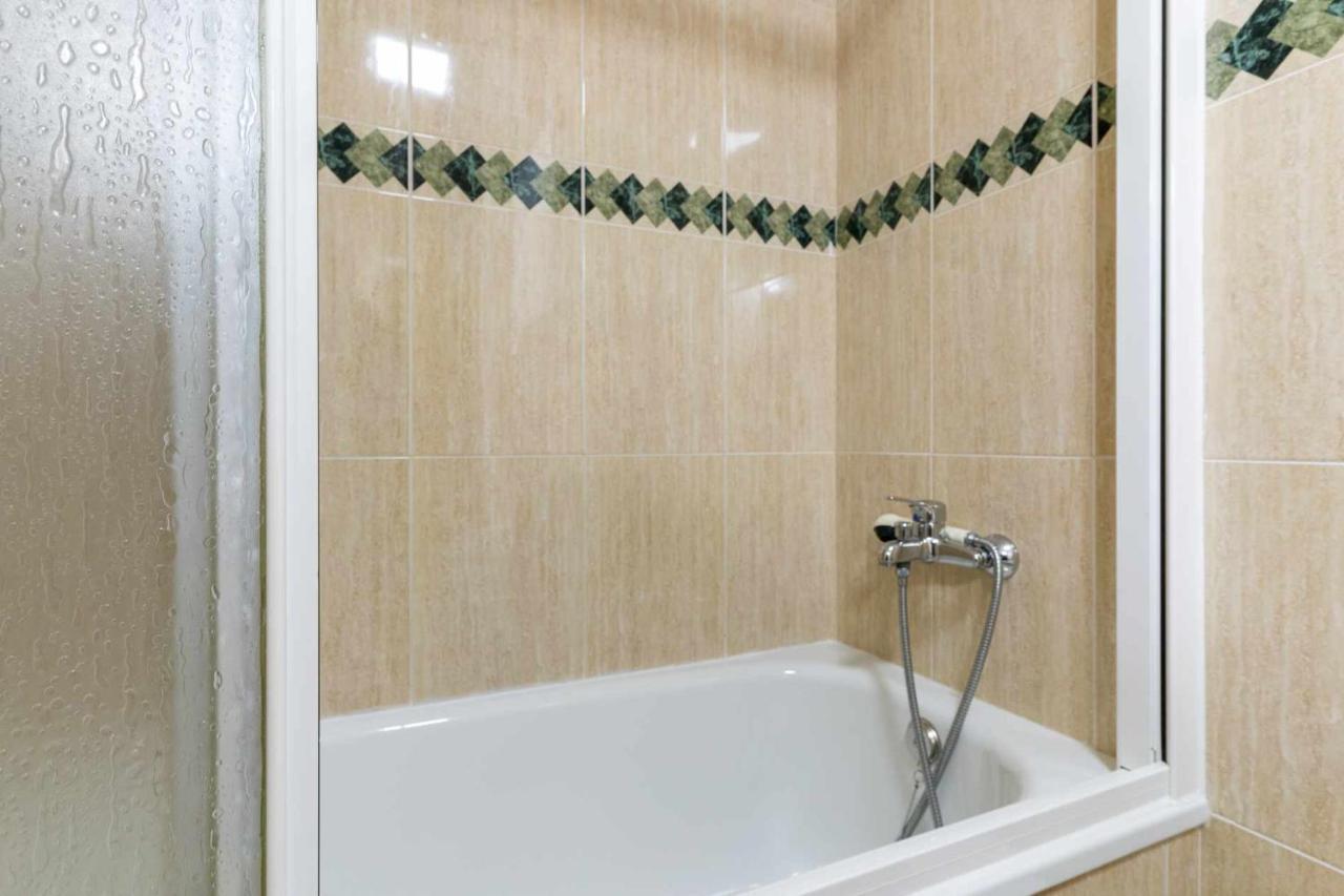 Rentafive - Apartamento Acuario - Piscina - Aa Apartment